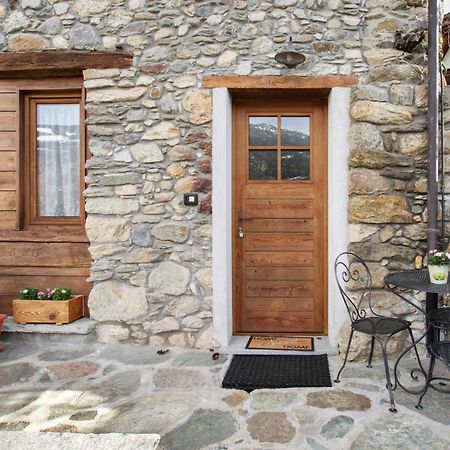 Mini House Valle D'Aosta Roisan Exteriör bild