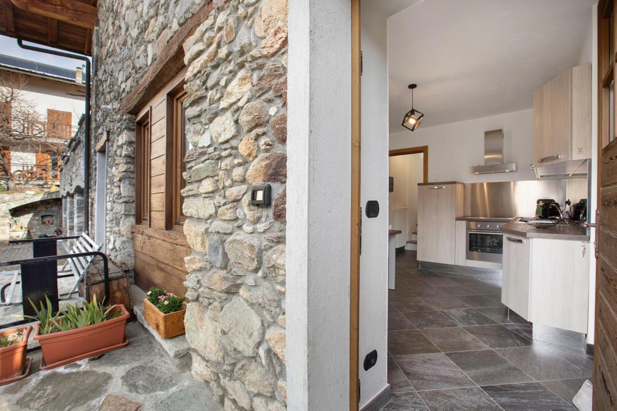 Mini House Valle D'Aosta Roisan Exteriör bild